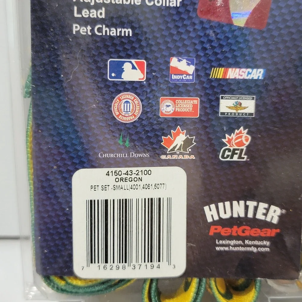 Hunter Oregon Ducks Pet Leash Collar Charm Set Small Green Yellow NCAA